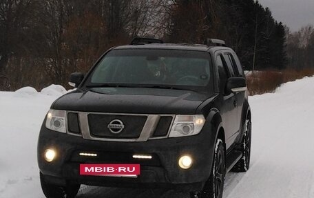 Nissan Pathfinder, 2012 год, 1 550 000 рублей, 2 фотография