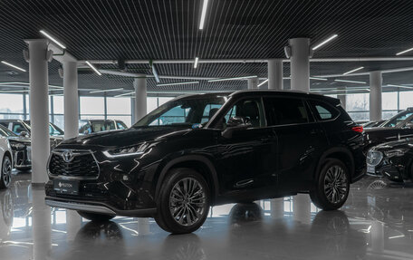 Toyota Highlander, 2026 год, 5 850 000 рублей, 1 фотография