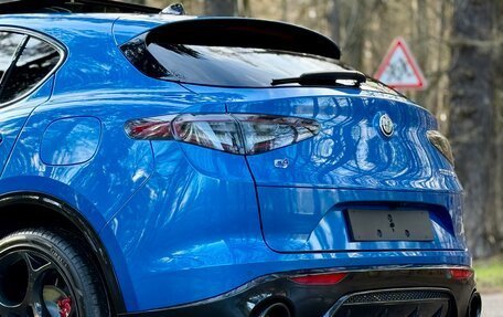 Alfa Romeo Stelvio, 2025 год, 7 790 000 рублей, 12 фотография