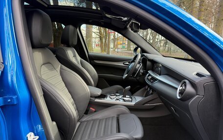 Alfa Romeo Stelvio, 2025 год, 7 790 000 рублей, 21 фотография