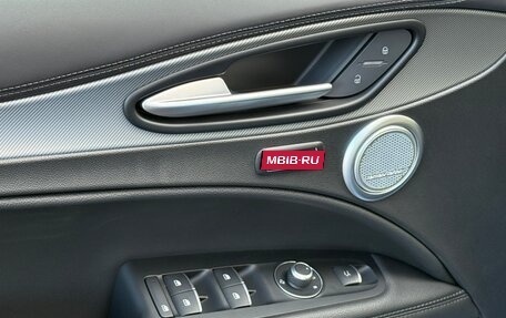 Alfa Romeo Stelvio, 2025 год, 7 790 000 рублей, 36 фотография