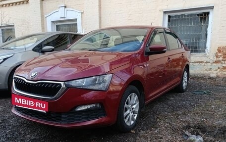 Skoda Rapid II, 2021 год, 1 650 000 рублей, 2 фотография