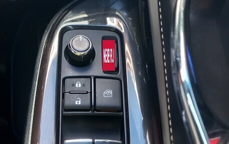 Toyota Harrier, 2017 год, 3 380 000 рублей, 23 фотография