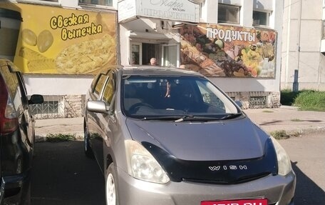 Toyota Wish II, 2006 год, 740 000 рублей, 2 фотография