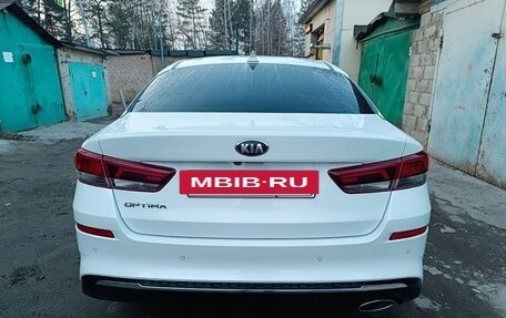 KIA Optima IV, 2018 год, 2 150 000 рублей, 11 фотография