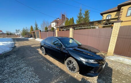 Toyota Camry, 2018 год, 2 250 000 рублей, 7 фотография