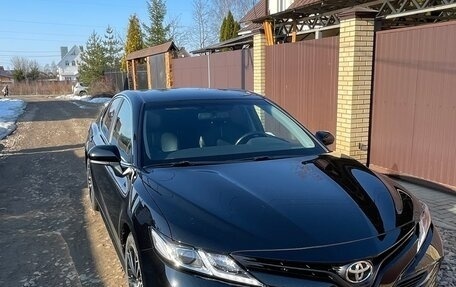 Toyota Camry, 2018 год, 2 250 000 рублей, 5 фотография