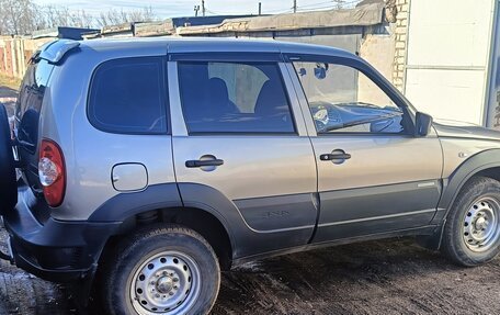 Chevrolet Niva I рестайлинг, 2012 год, 560 000 рублей, 6 фотография