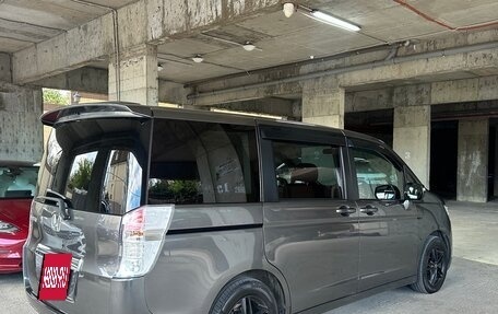 Honda Stepwgn IV, 2012 год, 1 349 000 рублей, 4 фотография