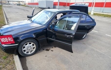 Mercedes-Benz C-Класс, 1993 год, 250 000 рублей, 16 фотография