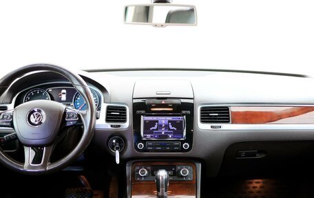 Volkswagen Touareg III, 2014 год, 2 500 000 рублей, 16 фотография