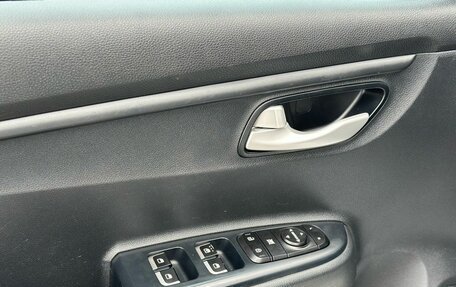 KIA Rio IV, 2018 год, 1 400 000 рублей, 11 фотография