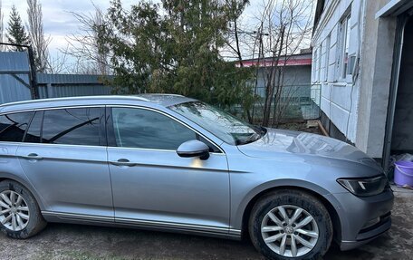 Volkswagen Passat B8 рестайлинг, 2018 год, 1 820 000 рублей, 3 фотография