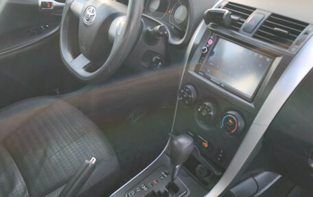 Toyota Corolla, 2011 год, 950 000 рублей, 6 фотография