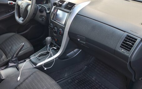 Toyota Corolla, 2011 год, 950 000 рублей, 7 фотография