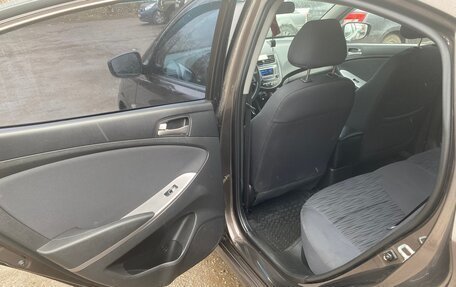 Hyundai Solaris II рестайлинг, 2014 год, 950 000 рублей, 8 фотография