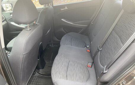 Hyundai Solaris II рестайлинг, 2014 год, 950 000 рублей, 5 фотография