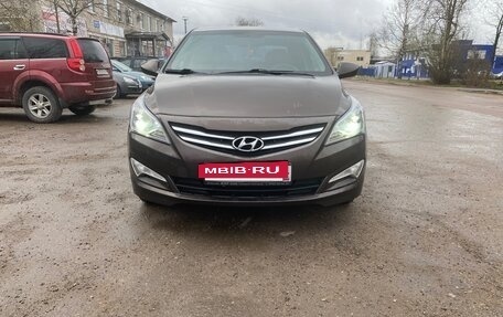 Hyundai Solaris II рестайлинг, 2014 год, 950 000 рублей, 9 фотография