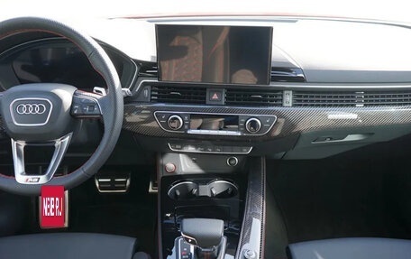 Audi RS 4, 2021 год, 9 340 000 рублей, 3 фотография