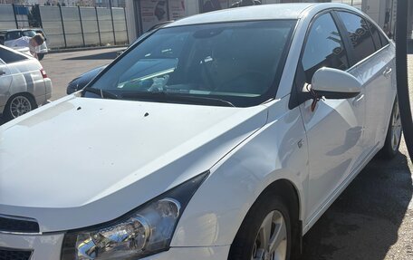 Chevrolet Cruze II, 2012 год, 525 000 рублей, 3 фотография