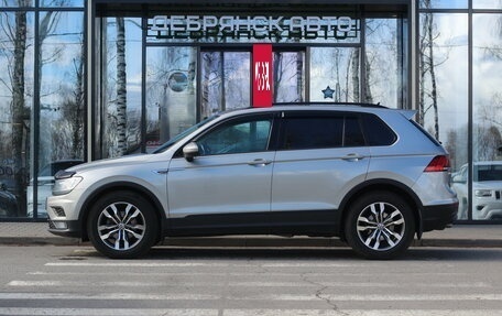 Volkswagen Tiguan II, 2019 год, 2 395 000 рублей, 2 фотография