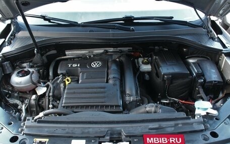 Volkswagen Tiguan II, 2019 год, 2 395 000 рублей, 24 фотография