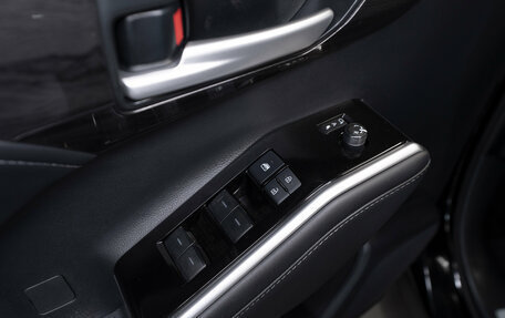 Toyota Highlander, 2026 год, 5 850 000 рублей, 24 фотография