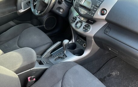 Toyota RAV4, 2006 год, 1 300 000 рублей, 12 фотография