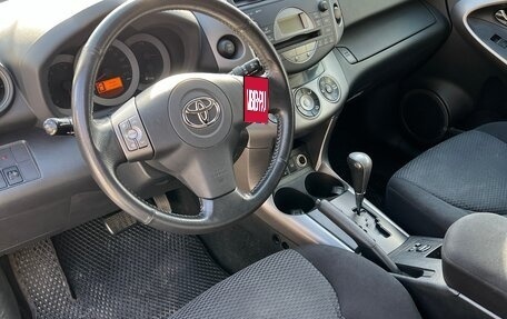 Toyota RAV4, 2006 год, 1 300 000 рублей, 10 фотография