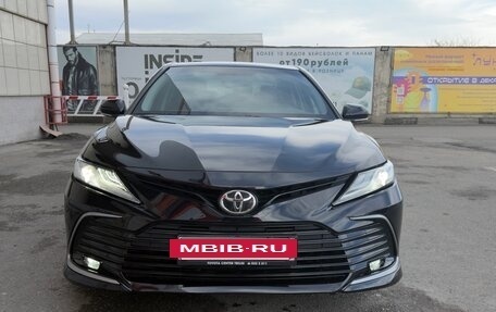 Toyota Camry, 2021 год, 2 600 000 рублей, 5 фотография