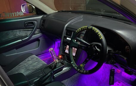 Nissan Skyline, 1998 год, 400 000 рублей, 16 фотография