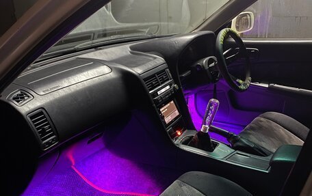 Nissan Skyline, 1998 год, 400 000 рублей, 18 фотография