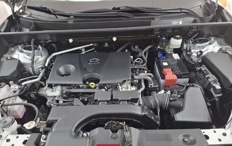 Toyota RAV4, 2021 год, 3 930 000 рублей, 14 фотография