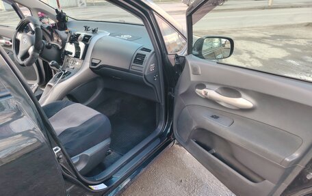 Toyota Auris II, 2007 год, 650 000 рублей, 10 фотография