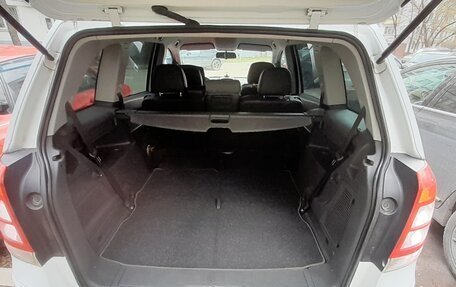 Opel Zafira B, 2011 год, 775 000 рублей, 11 фотография