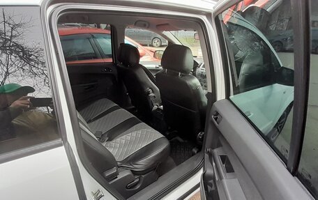 Opel Zafira B, 2011 год, 775 000 рублей, 10 фотография