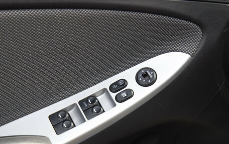 Hyundai Solaris II рестайлинг, 2013 год, 668 000 рублей, 17 фотография