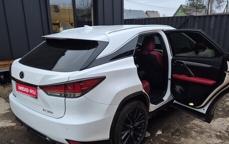 Lexus RX IV рестайлинг, 2019 год, 4 900 000 рублей, 1 фотография