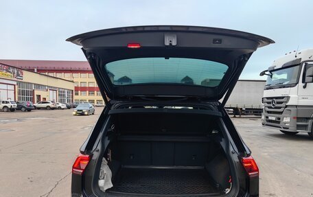 Volkswagen Tiguan II, 2018 год, 3 700 000 рублей, 10 фотография