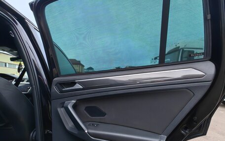 Volkswagen Tiguan II, 2018 год, 3 700 000 рублей, 15 фотография