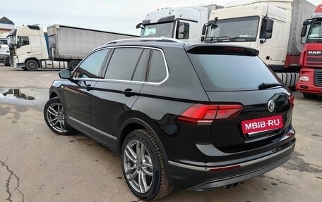 Volkswagen Tiguan II, 2018 год, 3 700 000 рублей, 16 фотография