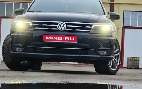 Volkswagen Tiguan II, 2018 год, 3 700 000 рублей, 18 фотография