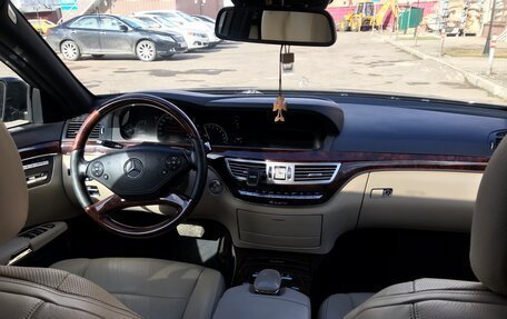 Mercedes-Benz S-Класс, 2010 год, 1 500 000 рублей, 24 фотография