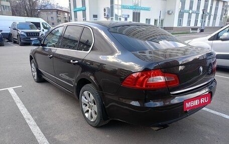 Skoda Superb III рестайлинг, 2012 год, 650 000 рублей, 5 фотография