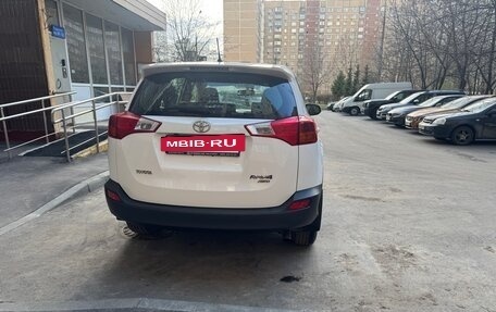 Toyota RAV4, 2013 год, 2 050 000 рублей, 3 фотография