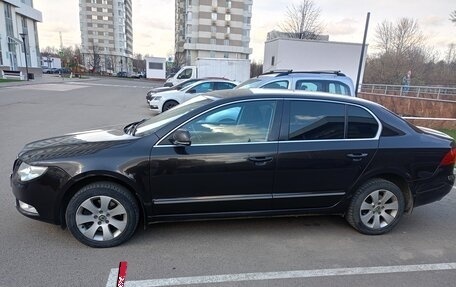 Skoda Superb III рестайлинг, 2012 год, 650 000 рублей, 17 фотография
