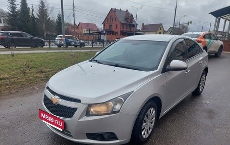 Chevrolet Cruze II, 2011 год, 670 000 рублей, 5 фотография