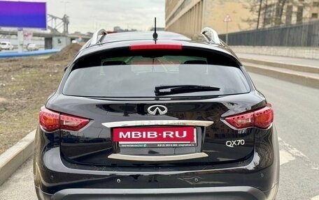 Infiniti QX70, 2017 год, 2 490 000 рублей, 5 фотография