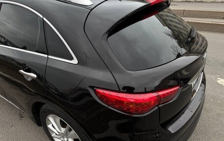 Infiniti QX70, 2017 год, 2 490 000 рублей, 18 фотография