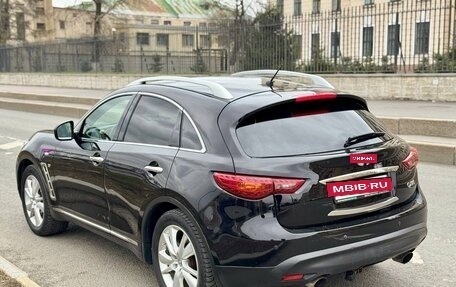 Infiniti QX70, 2017 год, 2 490 000 рублей, 4 фотография